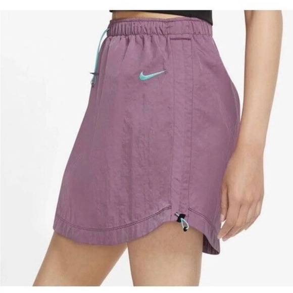 Nike women skirt! NWT! - Picture 4 of 7